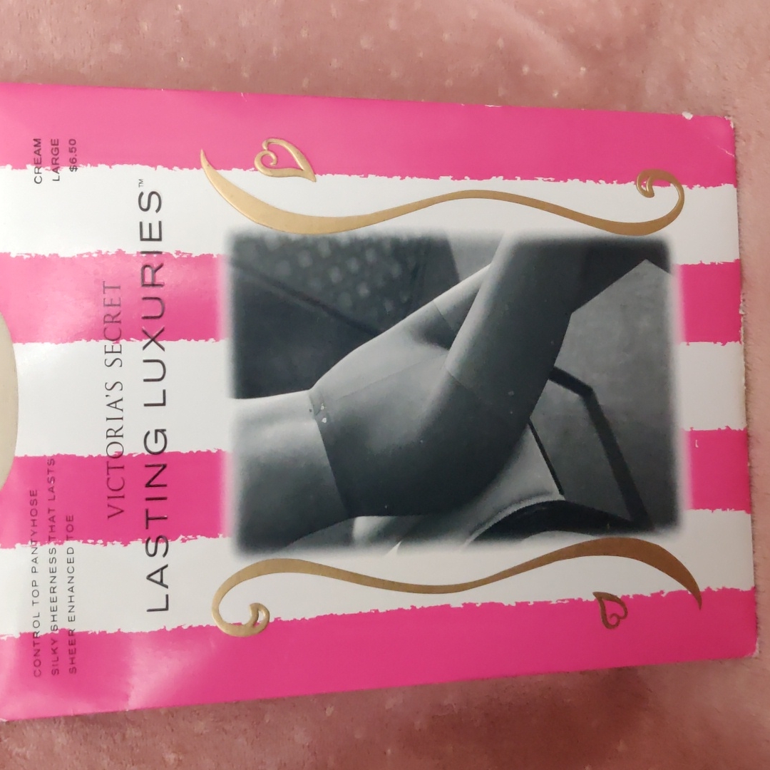 Nib Victoria's Secret Lasting Luxuries Size Lg